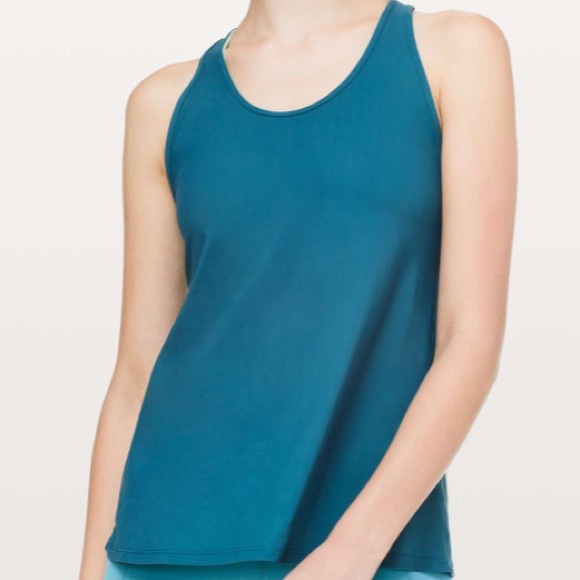 Lululemon Cross Conditioning 2-In-1 Tank Top - Picture 2 of 9